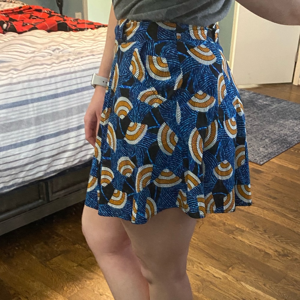 Patterned mini with pockets - Picture 2 of 2